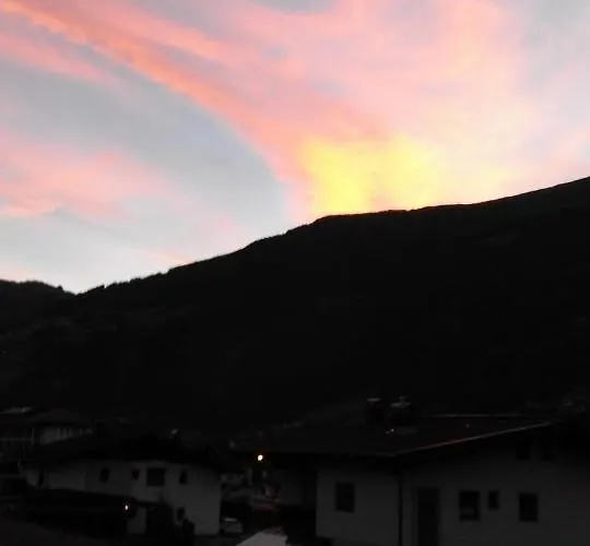 Fogadó Gaestehaus Wildauer Zell am Ziller